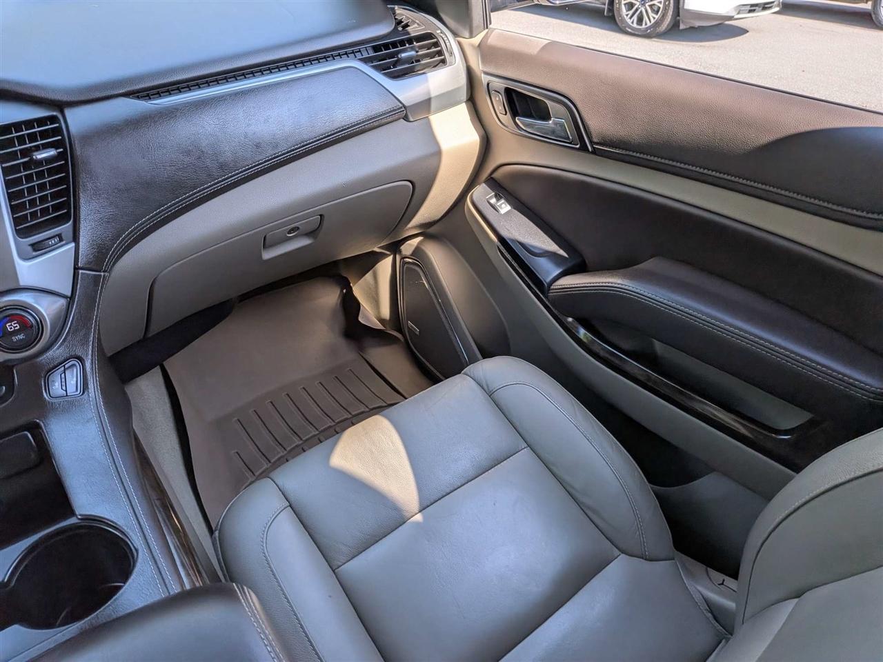 Chevrolet Suburban LT 2WD 2018