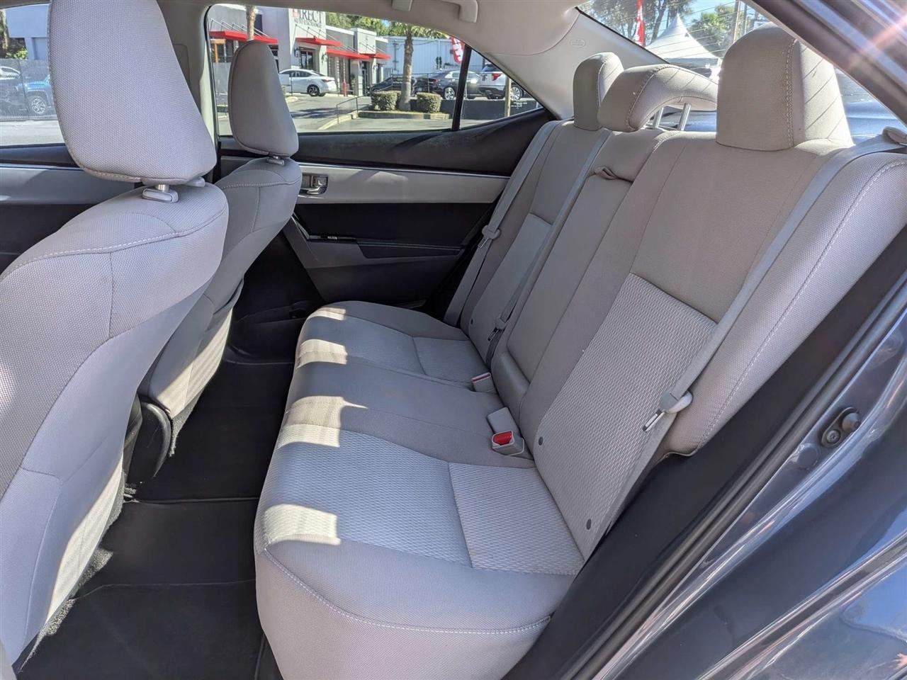 Toyota Corolla LE CVT 2016