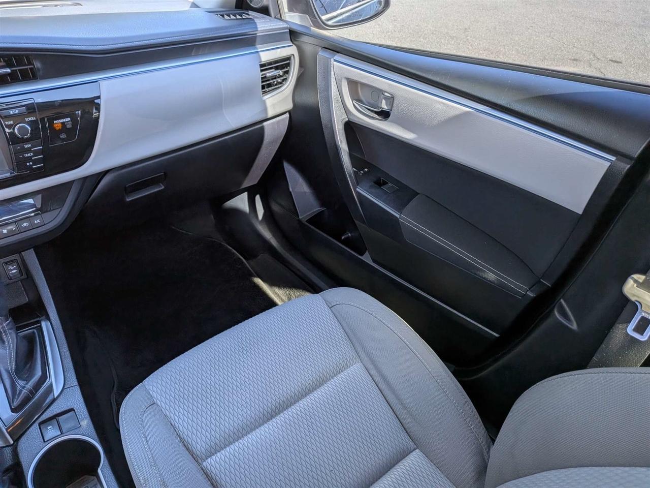 Toyota Corolla LE CVT 2016