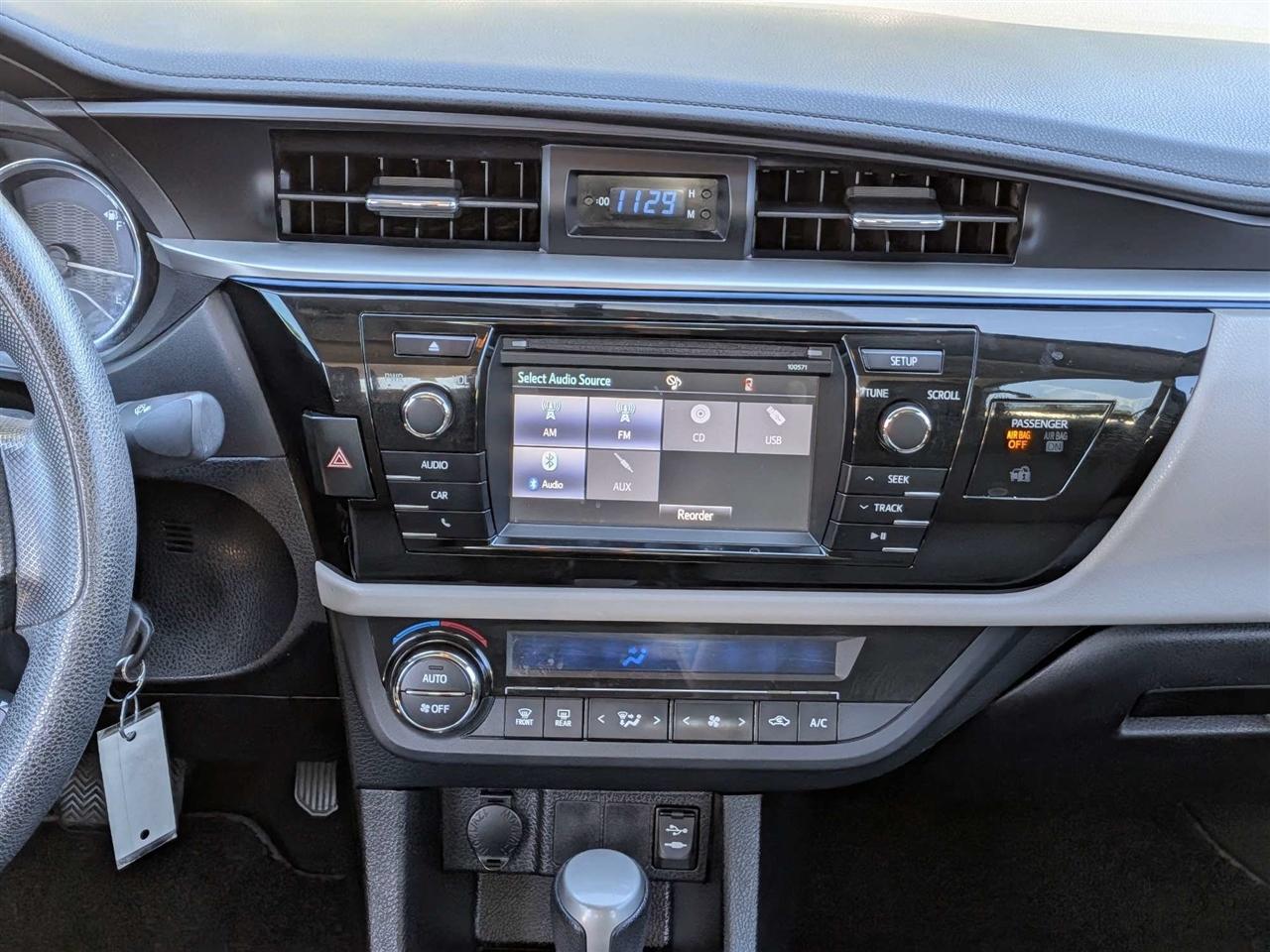 Toyota Corolla LE CVT 2016