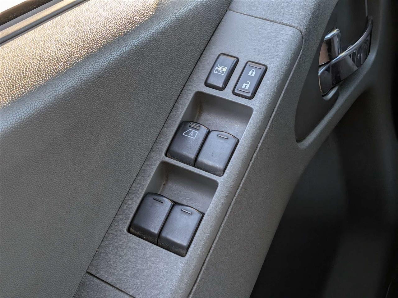 Nissan Frontier SV Crew Cab 4WD 2020