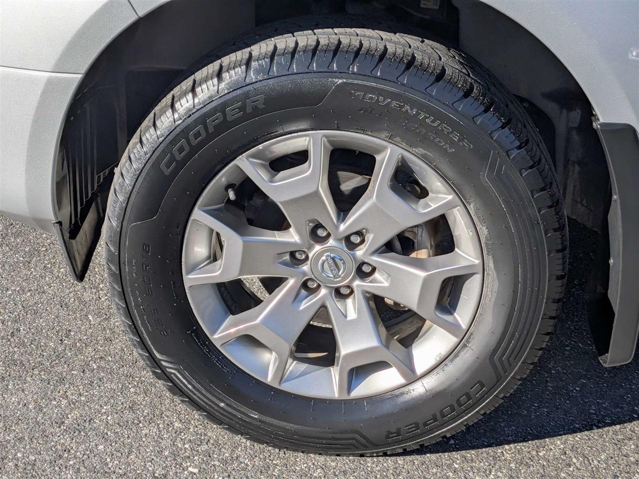 Nissan Frontier SV Crew Cab 4WD 2020