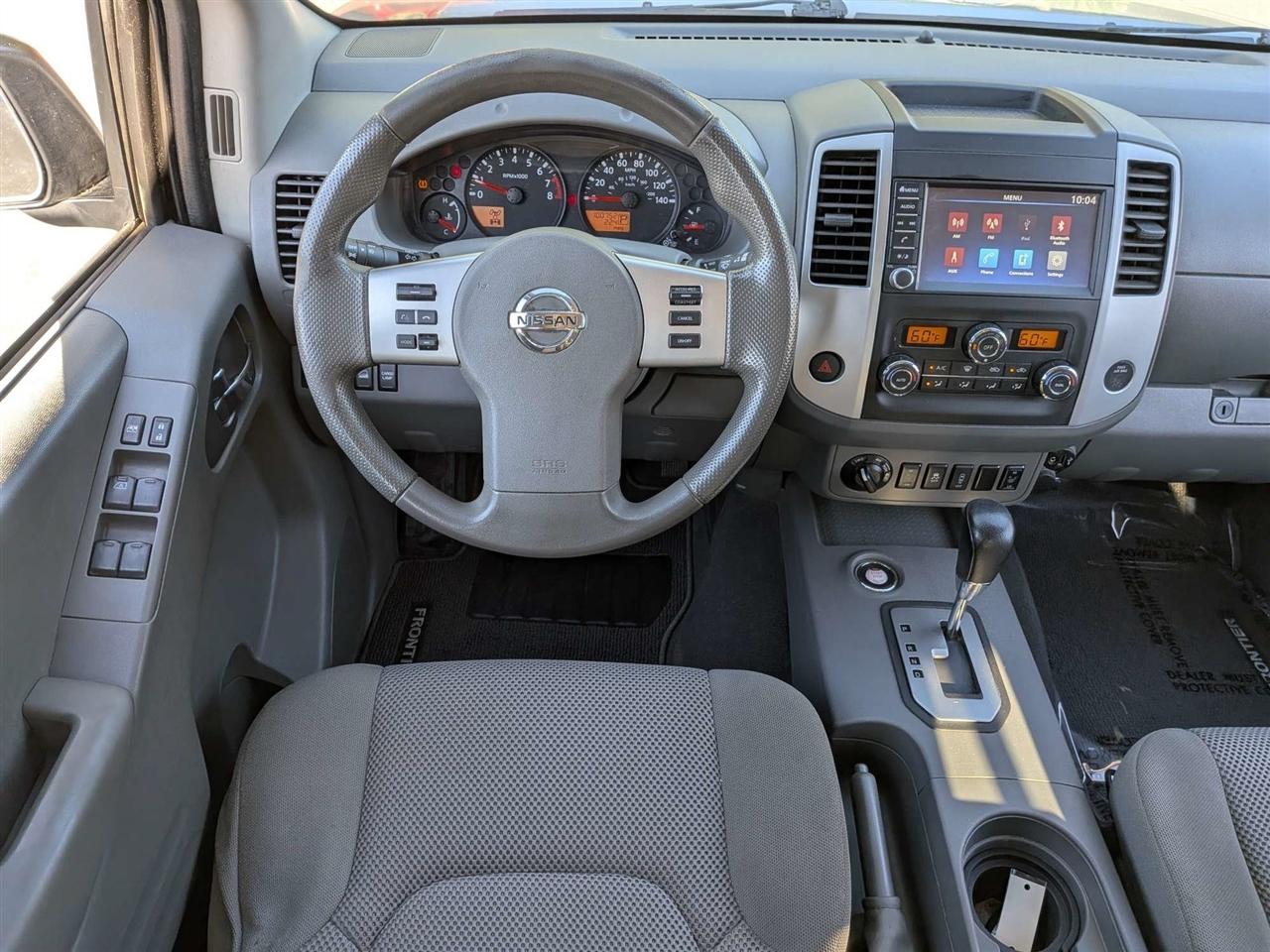 Nissan Frontier SV Crew Cab 4WD 2020
