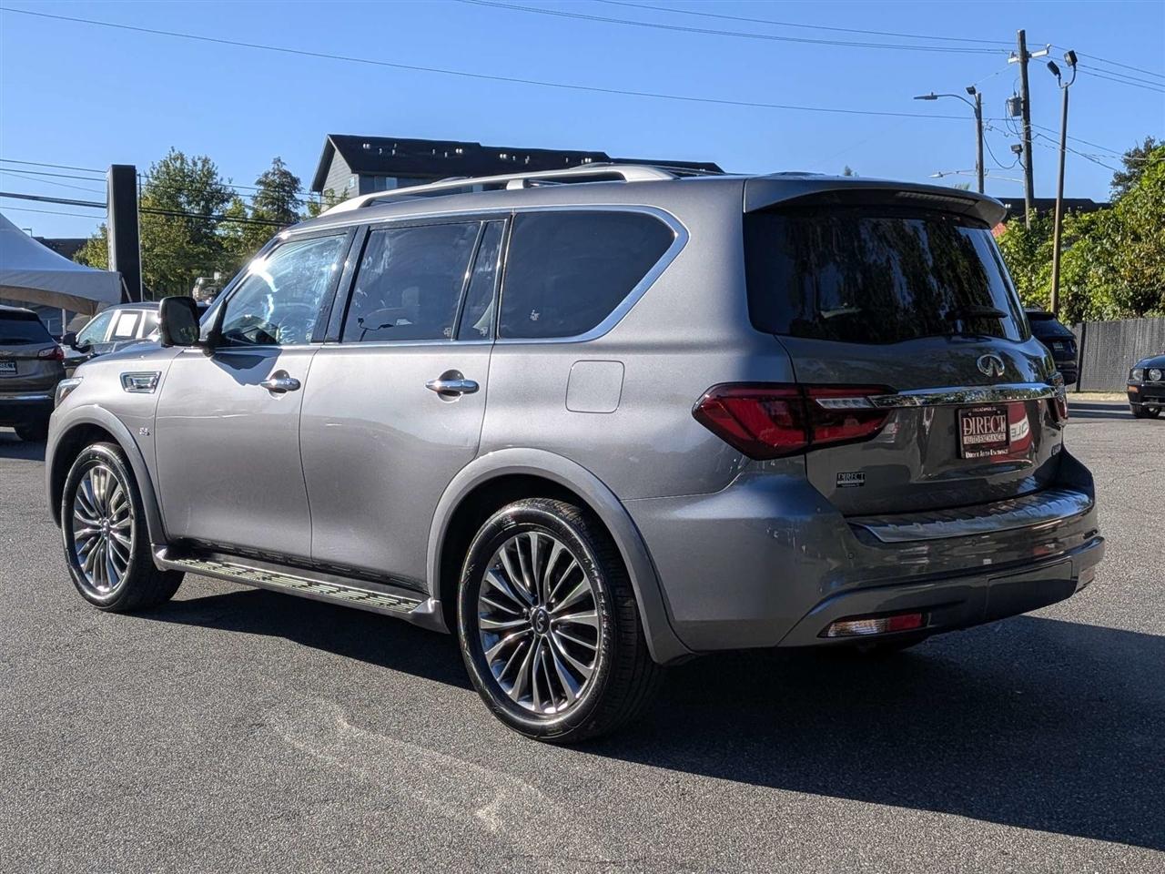 Infiniti QX80 LUXE 2019