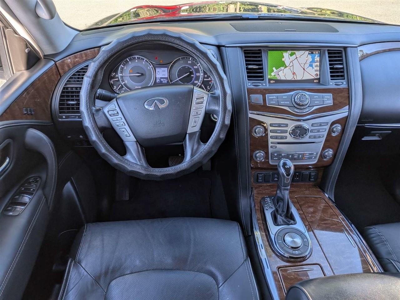 Infiniti QX80 LUXE 2019