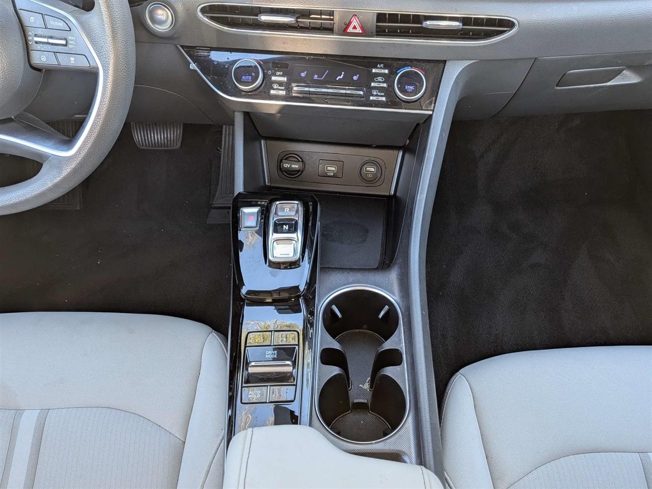 Hyundai Sonata SEL 2022