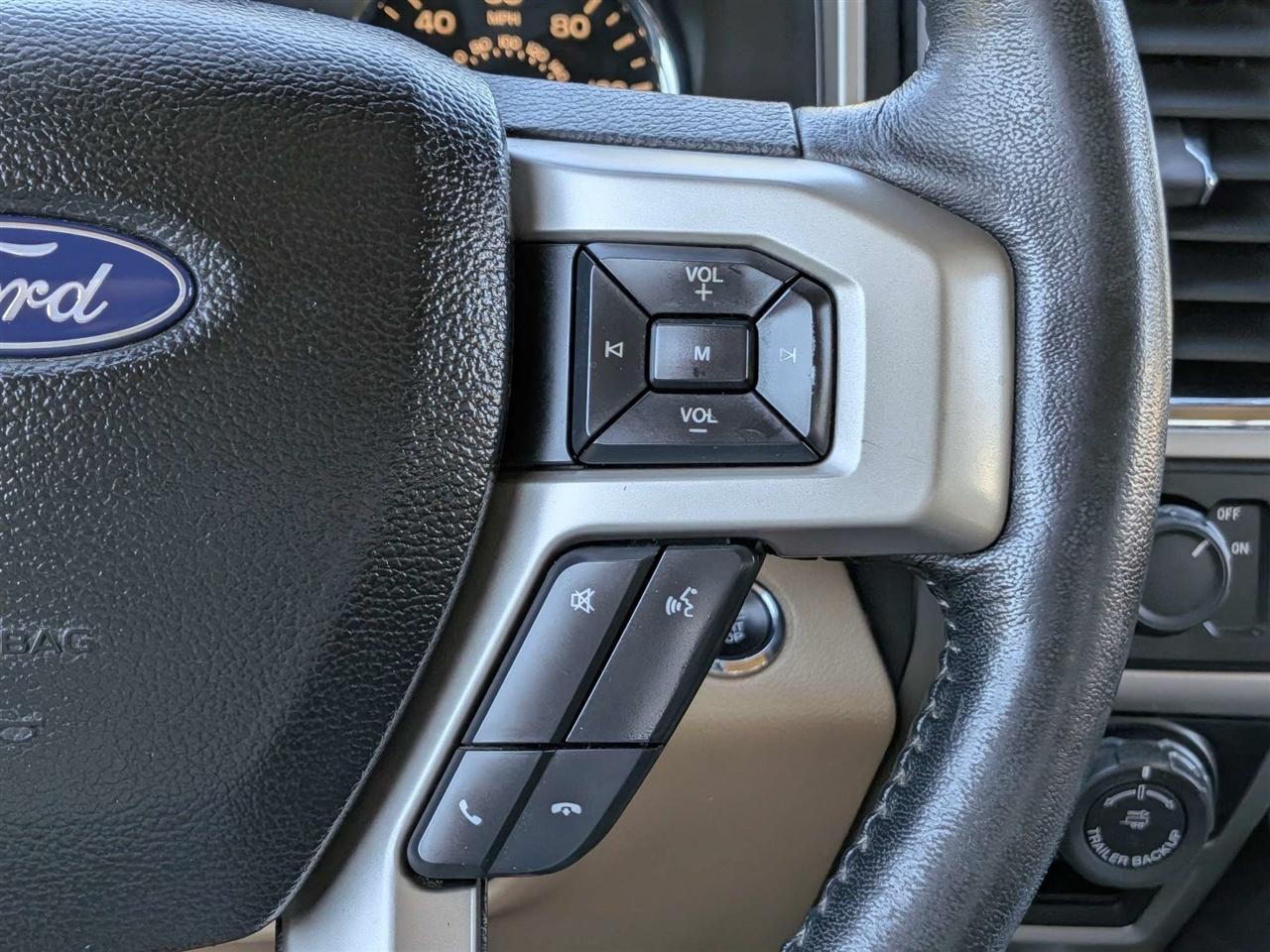 Ford F-150 Lariat SuperCrew 5.5-ft. Bed 2WD 2017