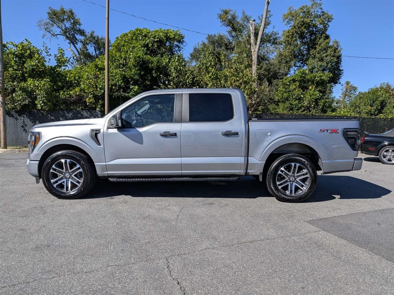 Ford F-150 Lariat SuperCrew 5.5-ft. Bed 2WD 2023