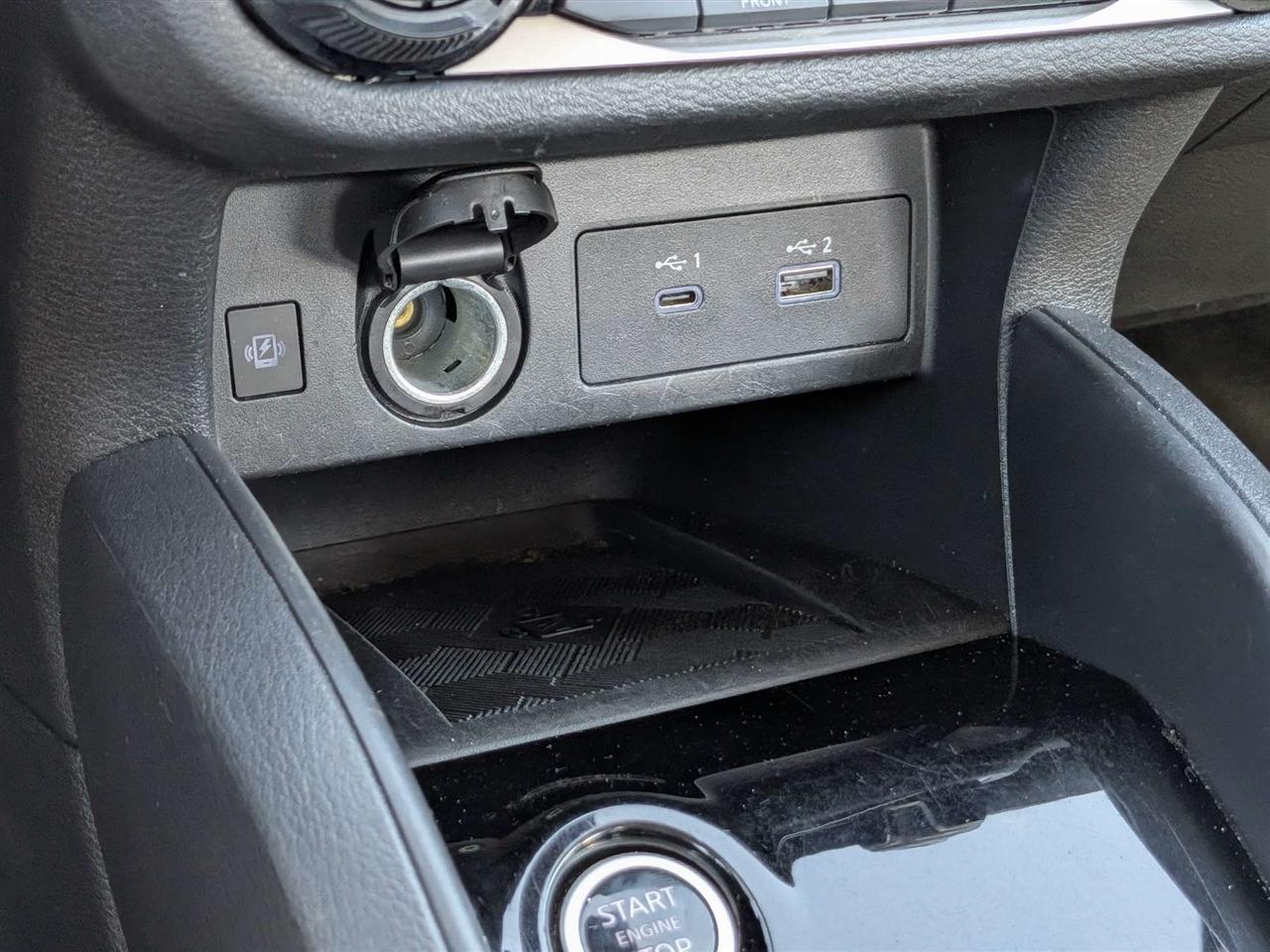 Nissan Versa SR 2024