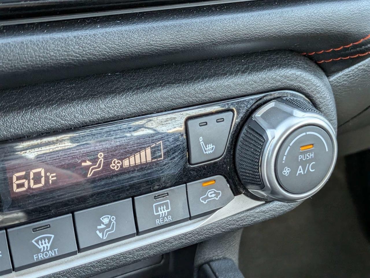 Nissan Versa SR 2024