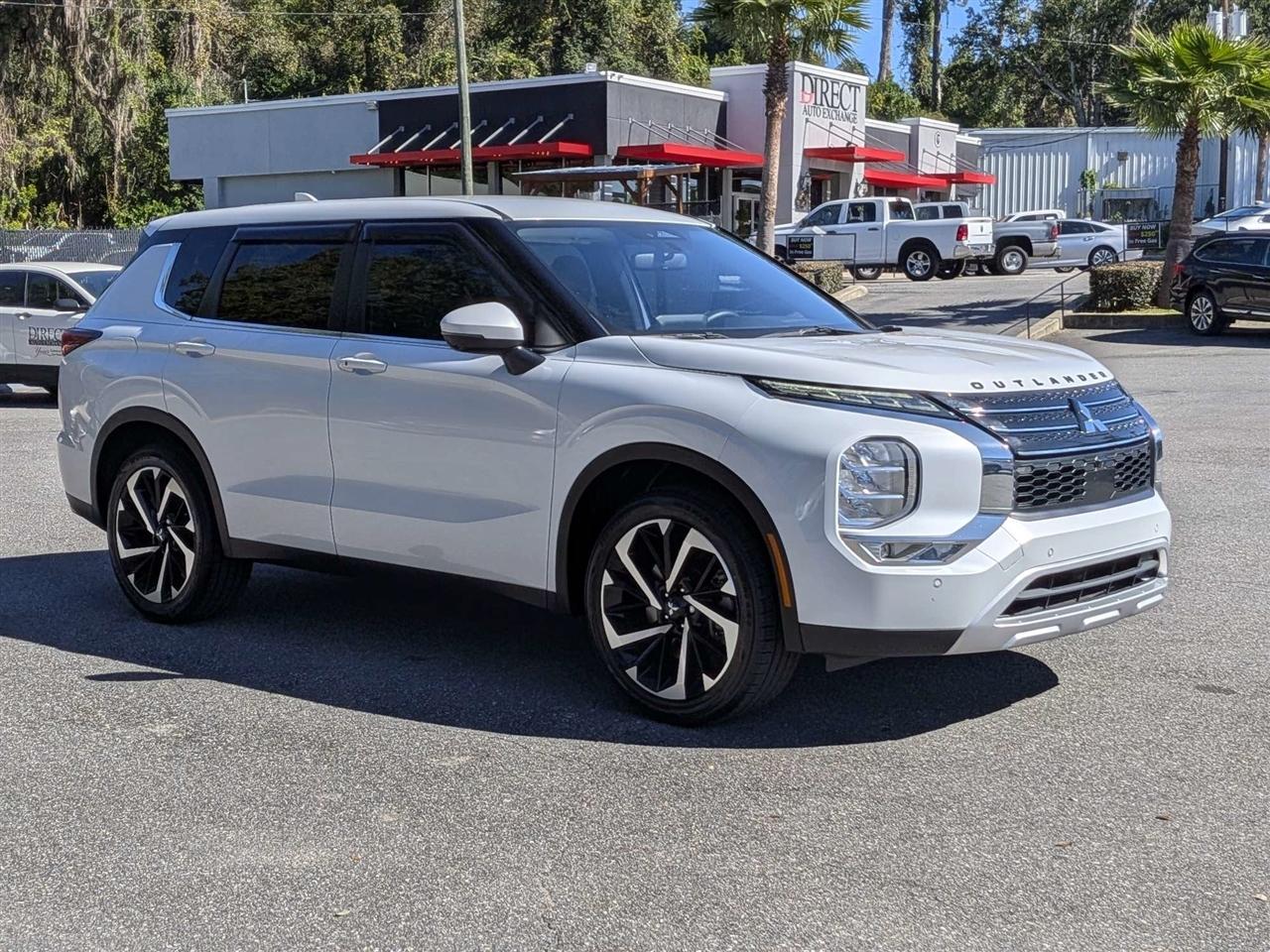 Mitsubishi Outlander SE 2WD 2022