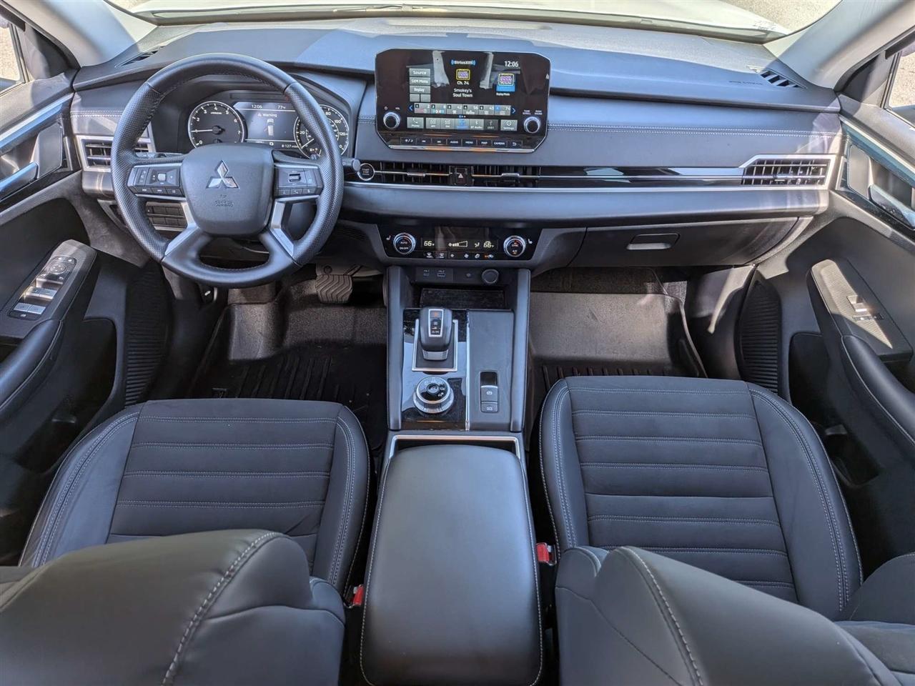 Mitsubishi Outlander SE 2WD 2022