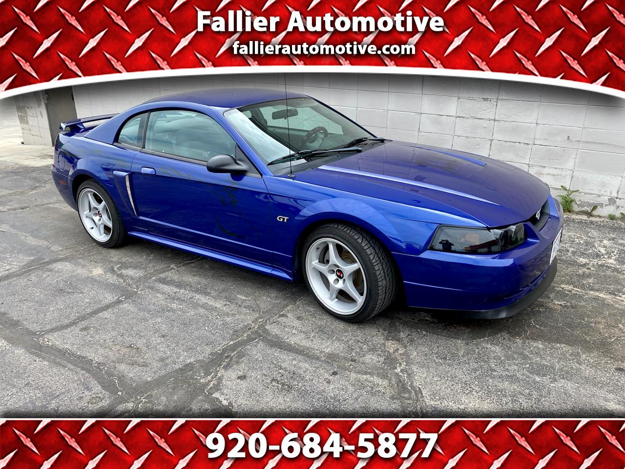Ford Mustang GT Deluxe Coupe 2003