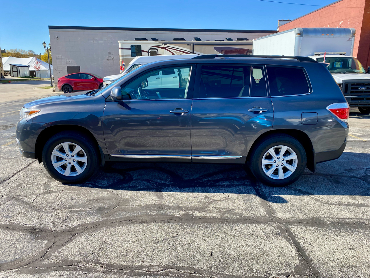 Toyota Highlander SE AWD V6 2013 Toyota Highlander SE AWD V6 2013