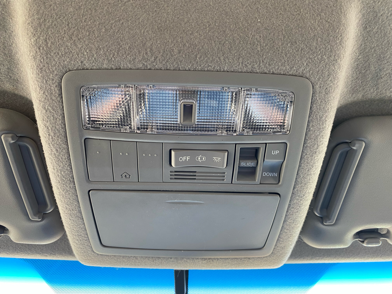 Toyota Highlander SE AWD V6 2013 Toyota Highlander SE AWD V6 2013