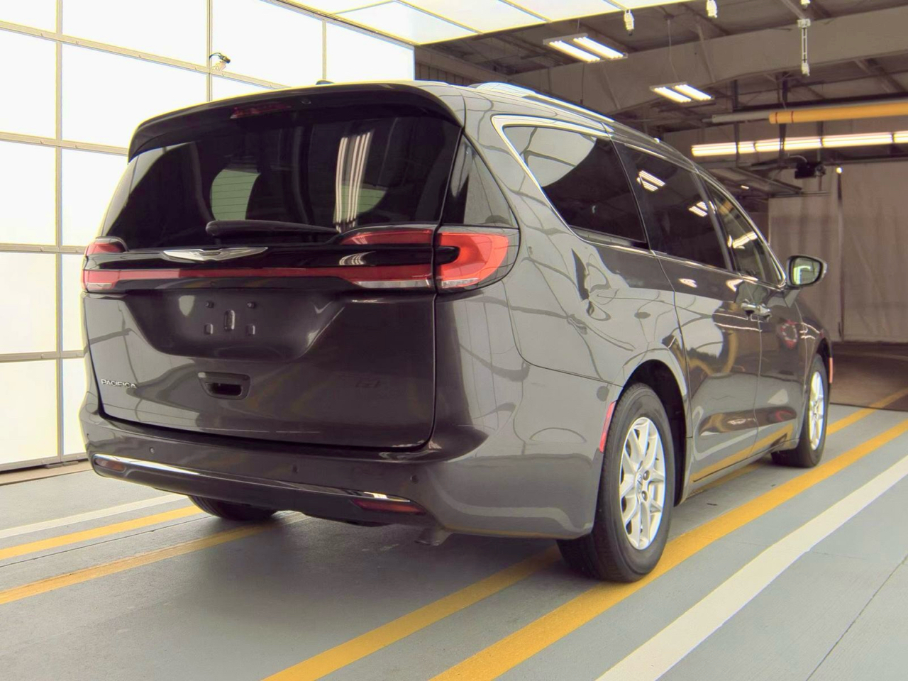 Chrysler Pacifica Touring-L 2021