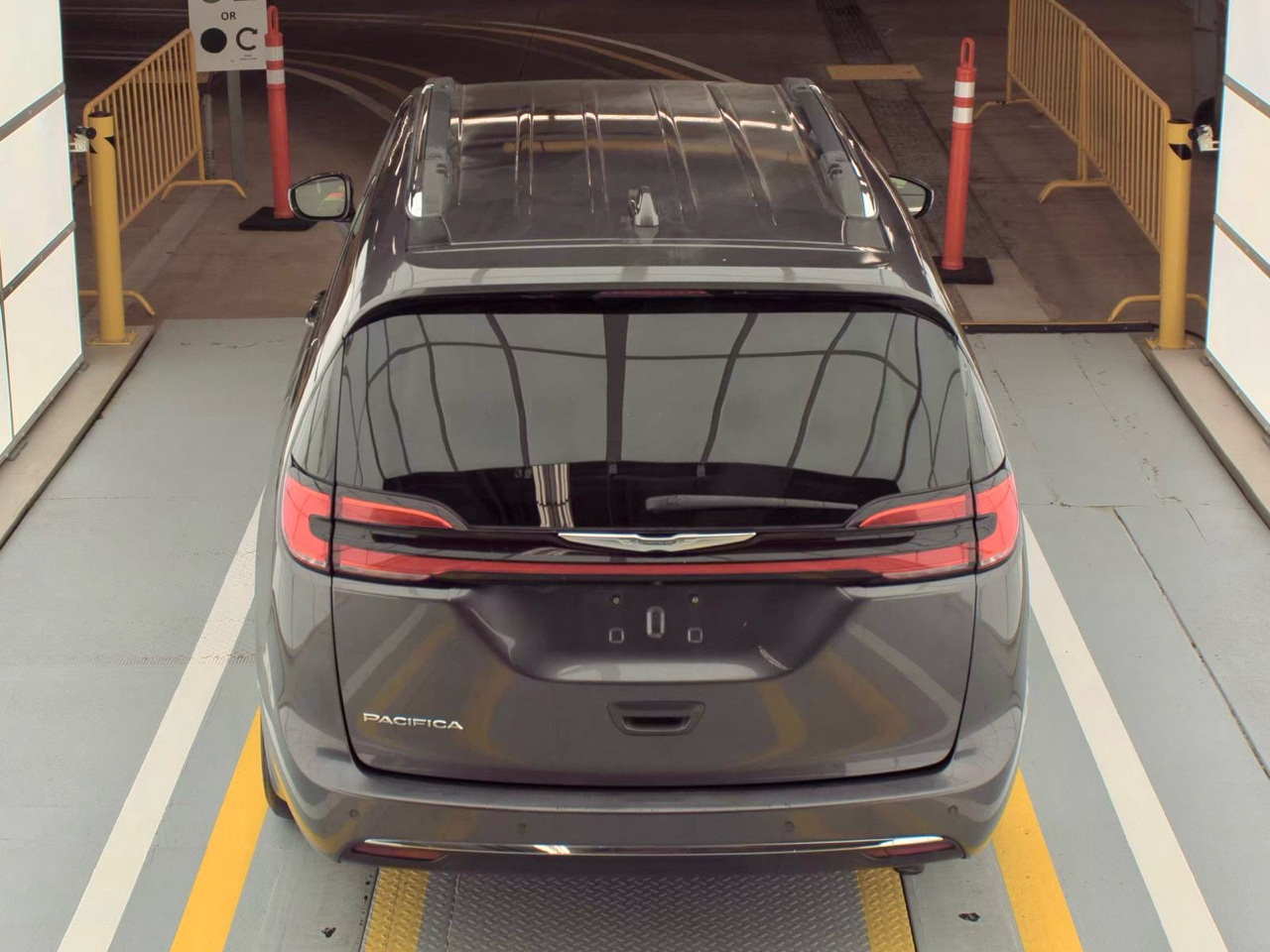 Chrysler Pacifica Touring-L 2021