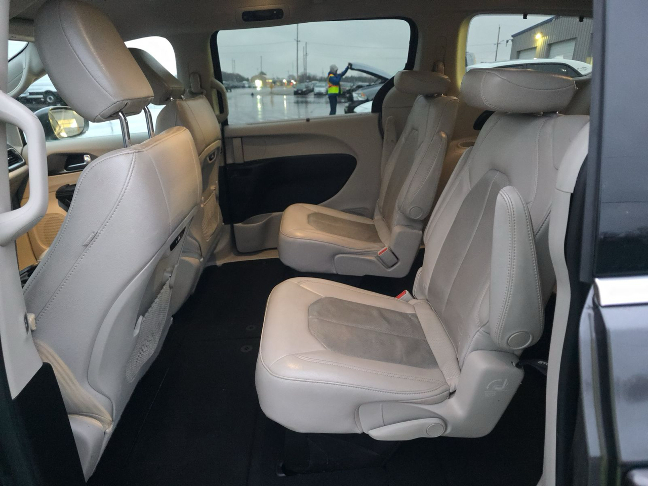 Chrysler Pacifica Touring-L 2021