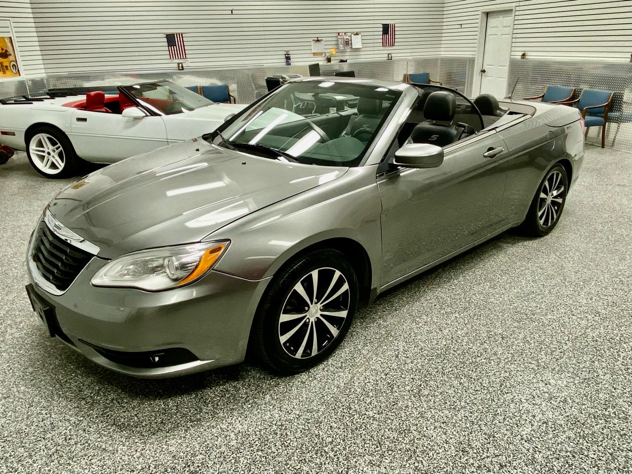 Chrysler 200 S Convertible 2013