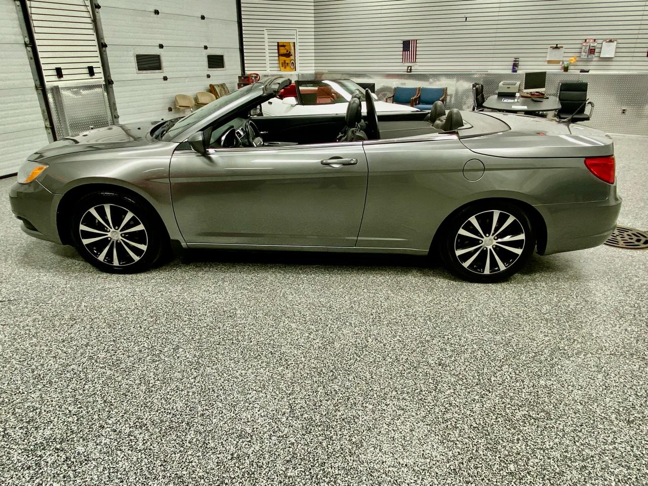 Chrysler 200 S Convertible 2013