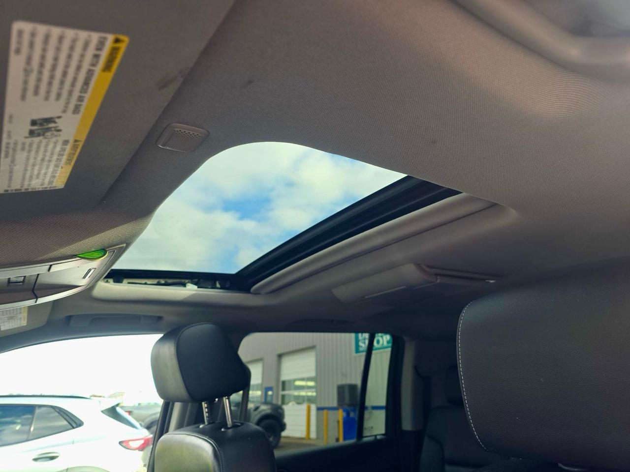 GMC Yukon XL SLT 4WD 2016