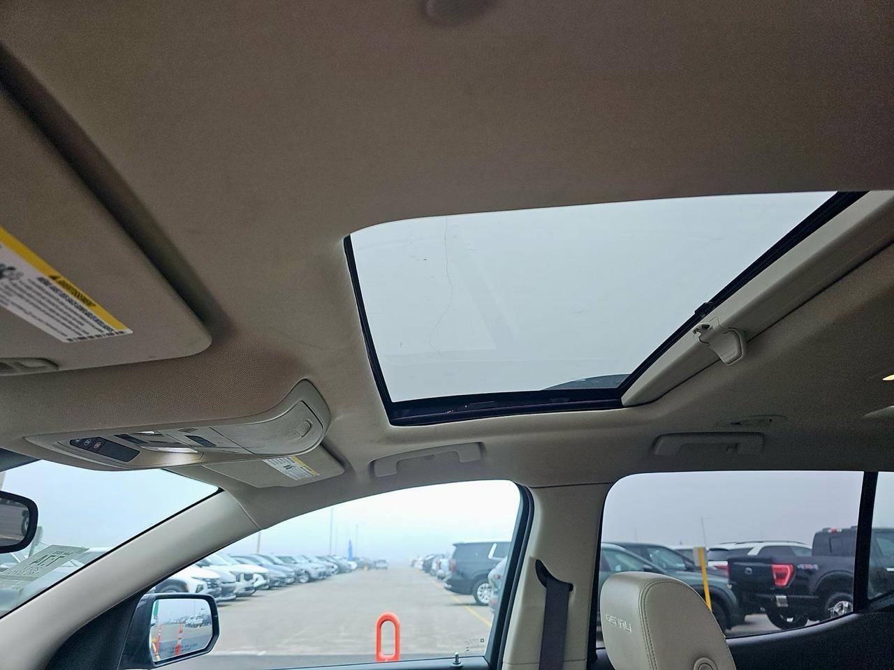 GMC Acadia Denali AWD 2017