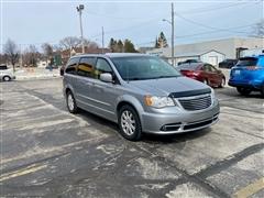 2015 Chrysler Town & Country 