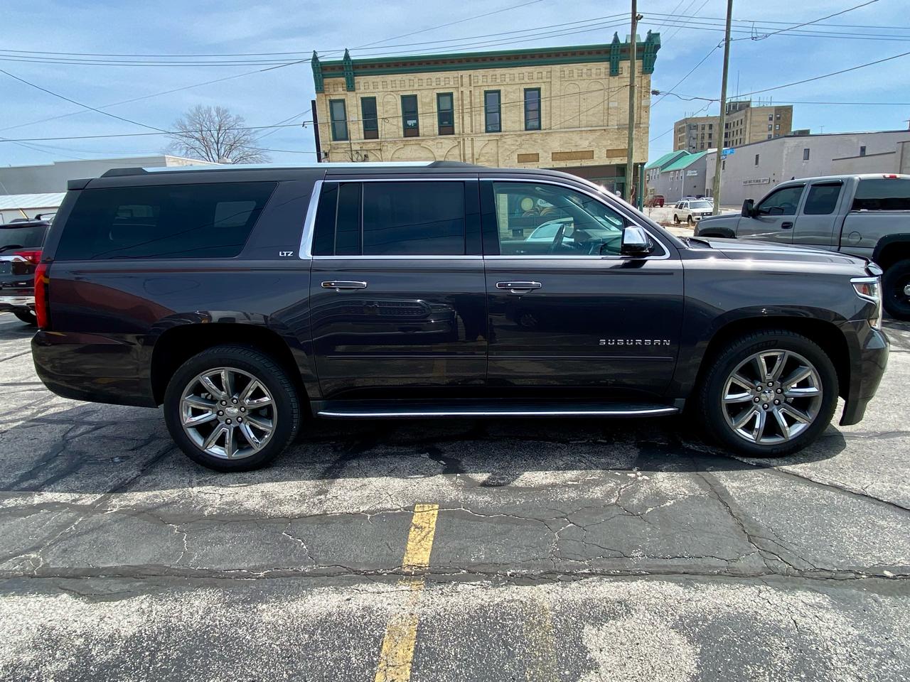 Chevrolet Suburban LTZ 4WD 2016
