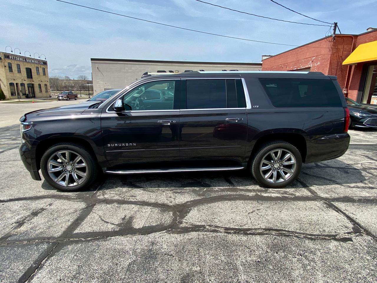 Chevrolet Suburban LTZ 4WD 2016