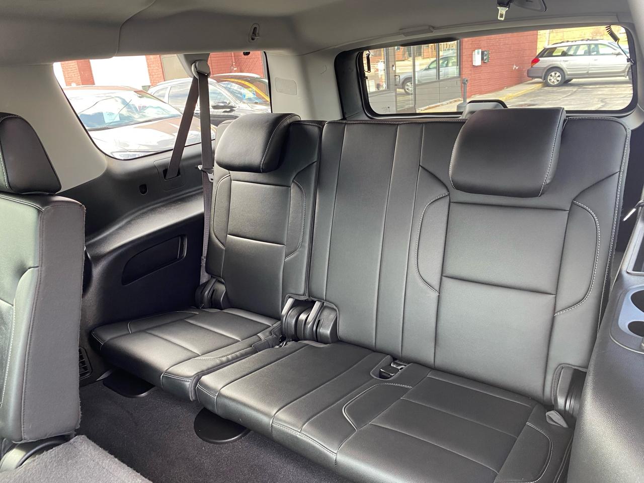 Chevrolet Suburban LT 4WD 2020