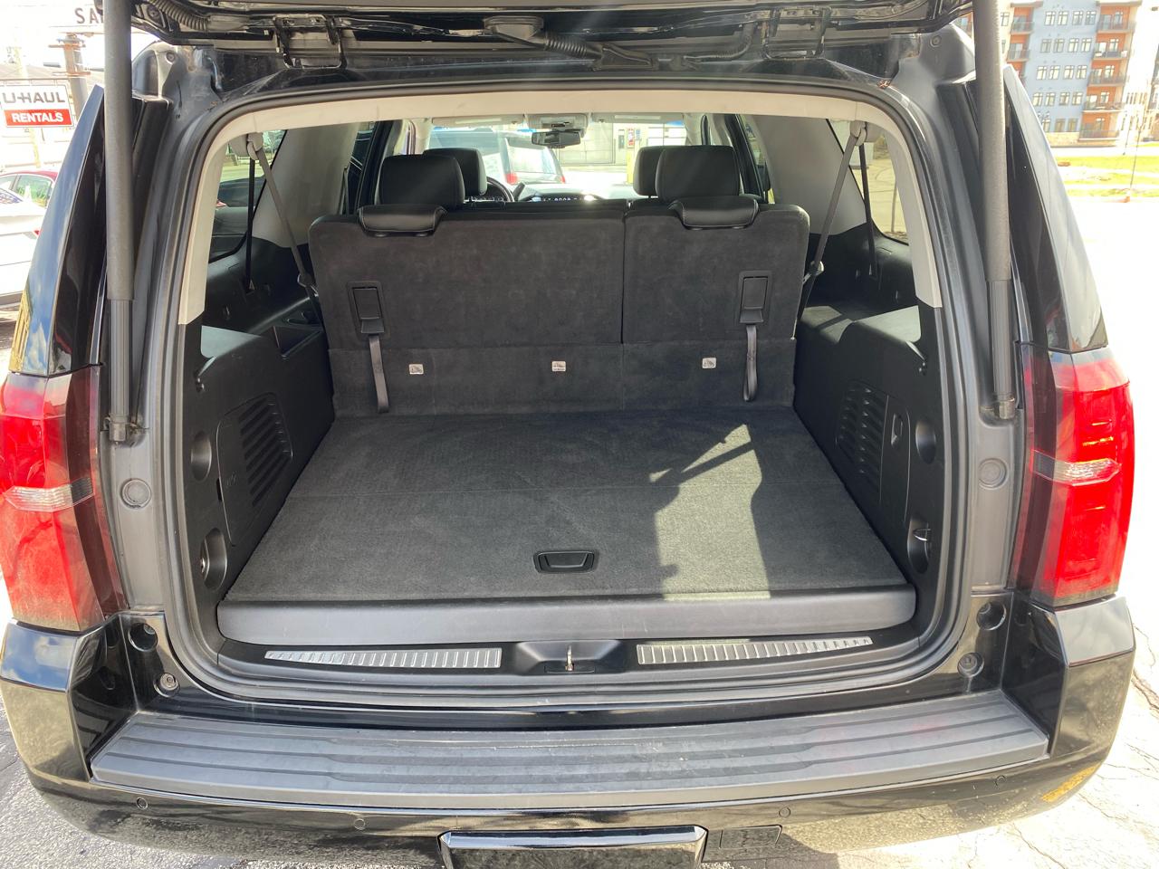 Chevrolet Suburban LT 4WD 2020