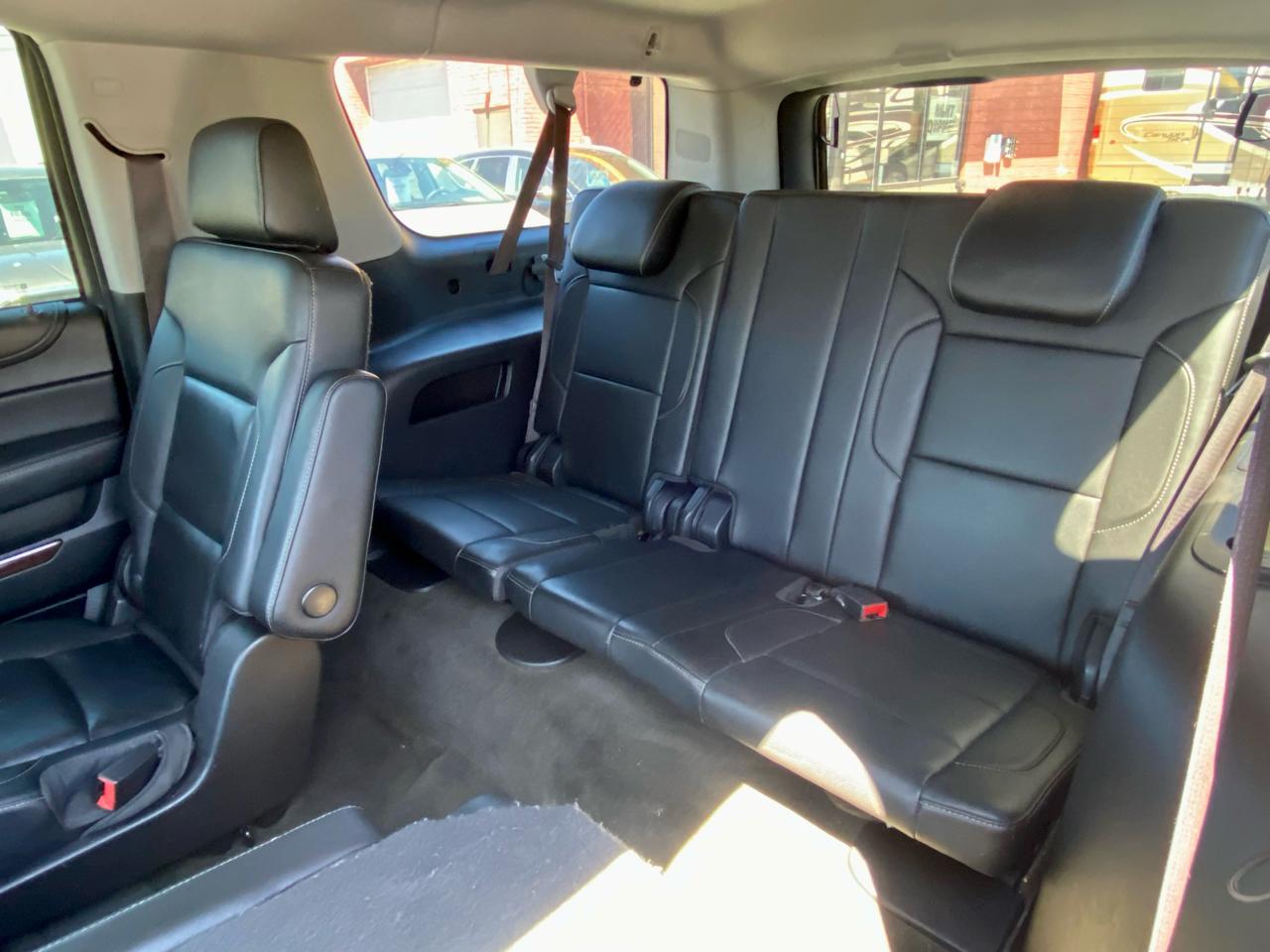 GMC Yukon XL SLT 1/2 Ton 4WD 2015
