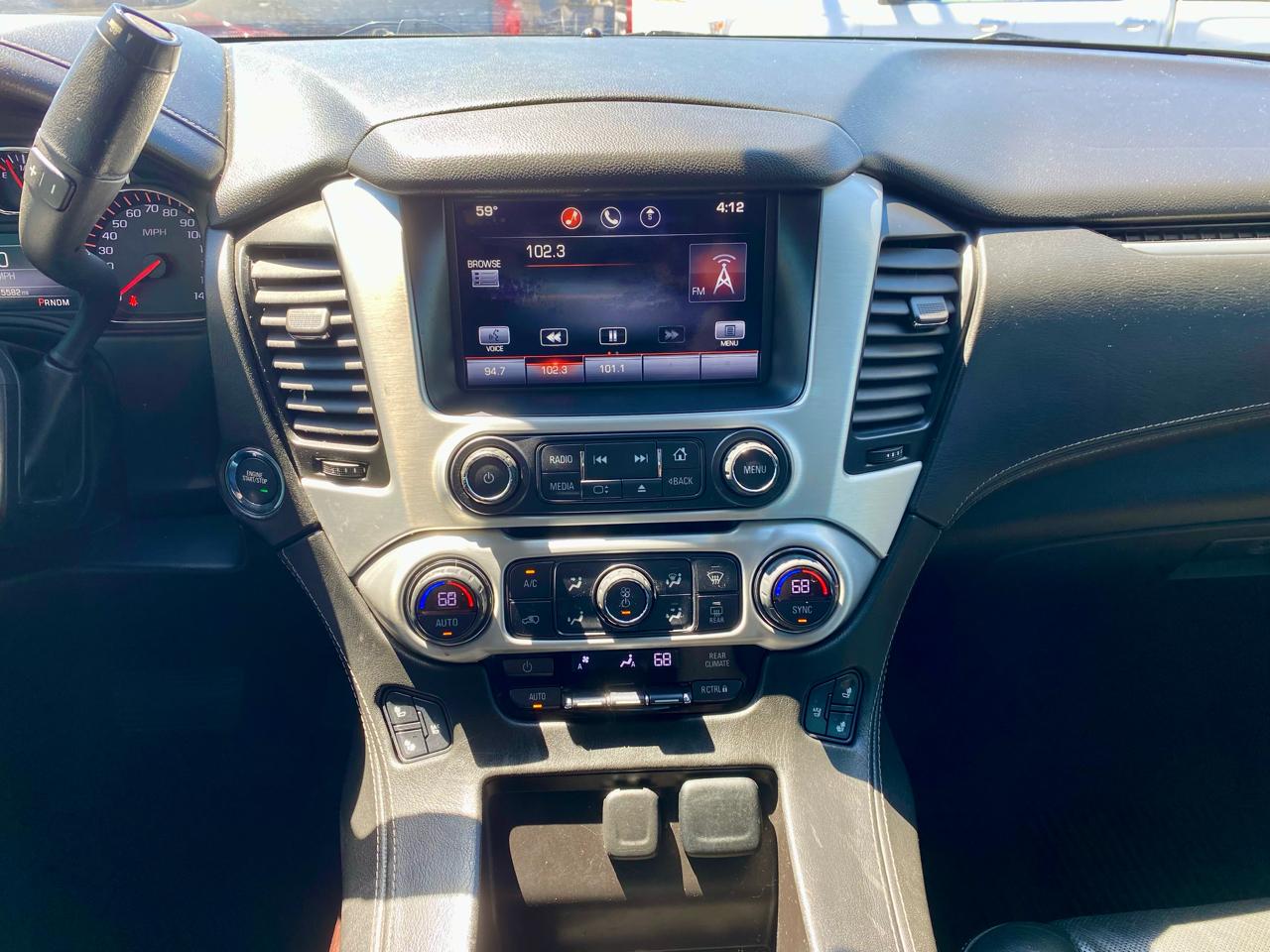 GMC Yukon XL SLT 1/2 Ton 4WD 2015