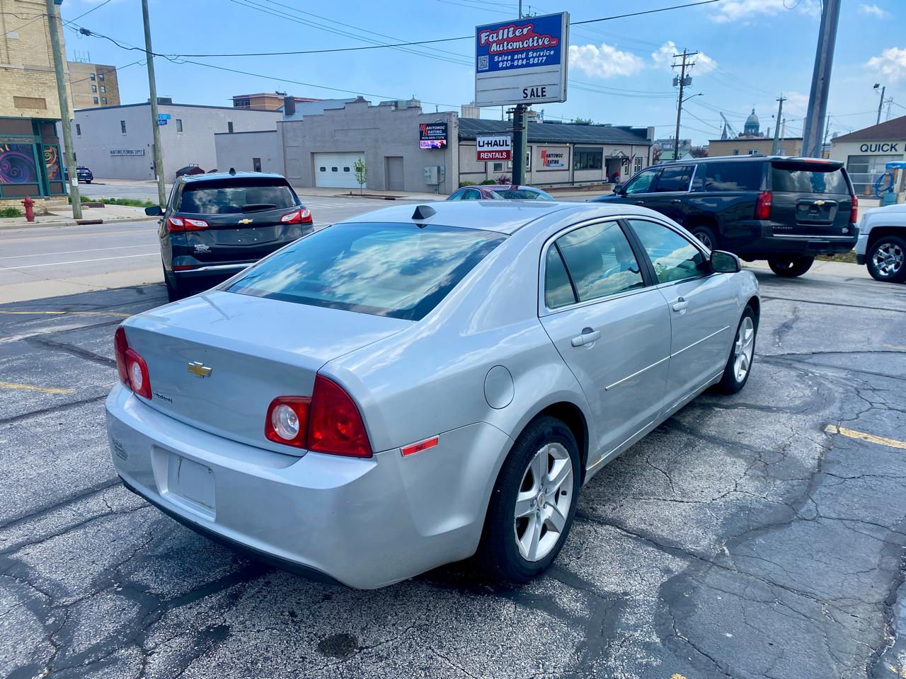Chevrolet Malibu LS 2012