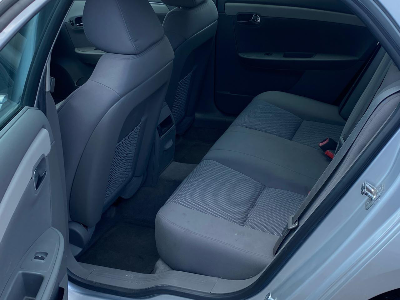 Chevrolet Malibu LS 2012