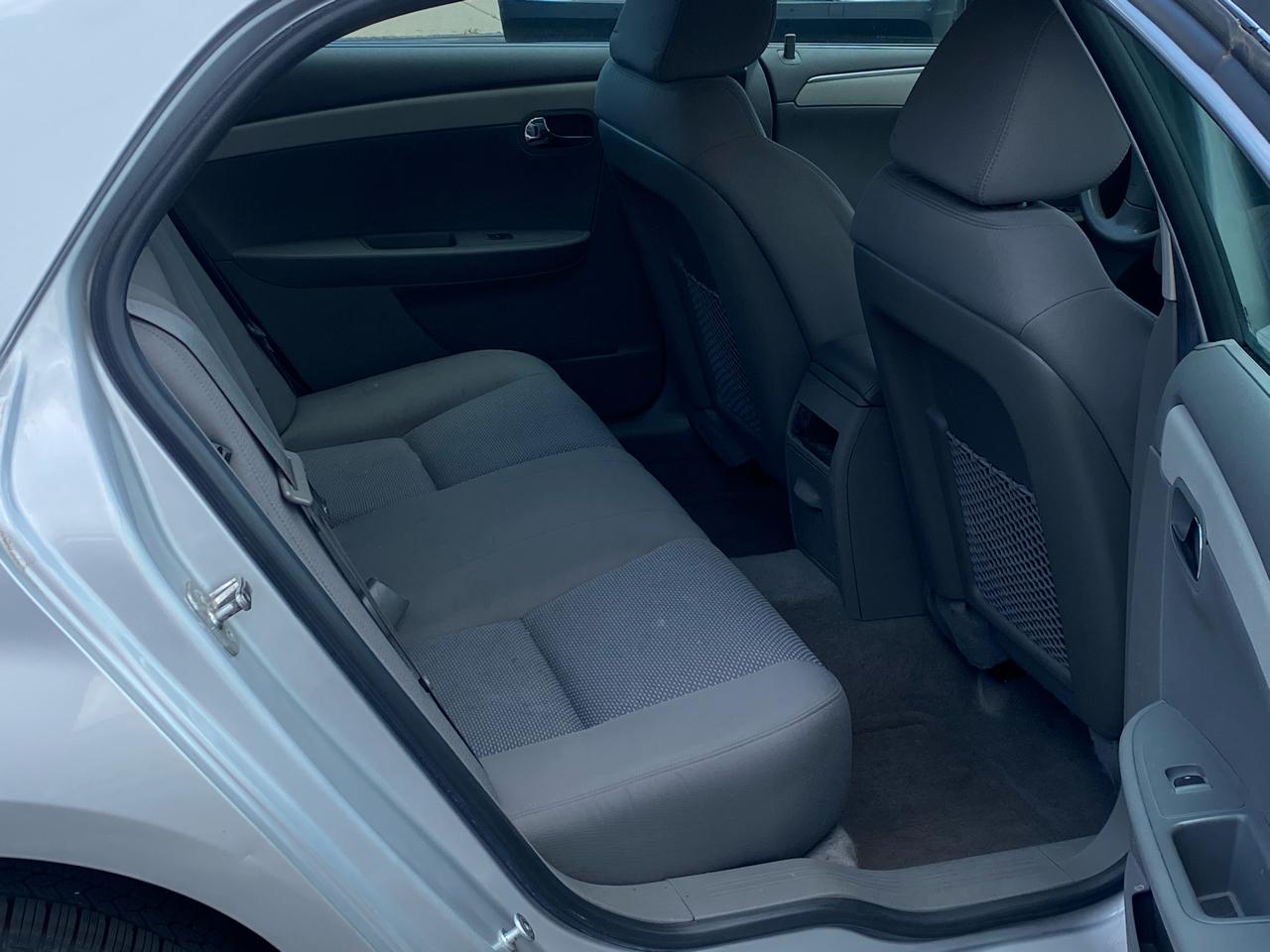 Chevrolet Malibu LS 2012