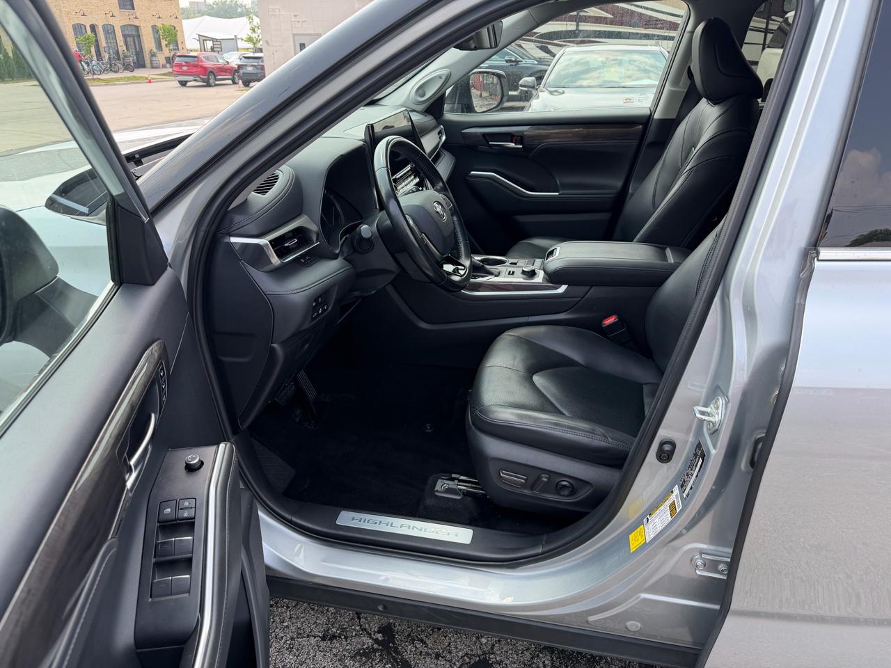 Toyota Highlander Limited AWD V6 2020
