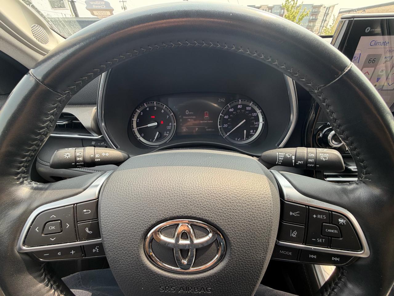 Toyota Highlander Limited AWD V6 2020