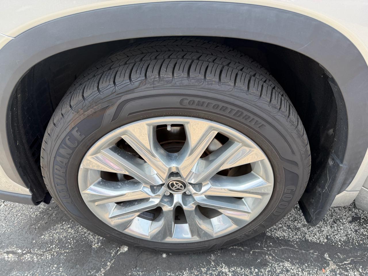 Toyota Highlander Limited AWD V6 2020