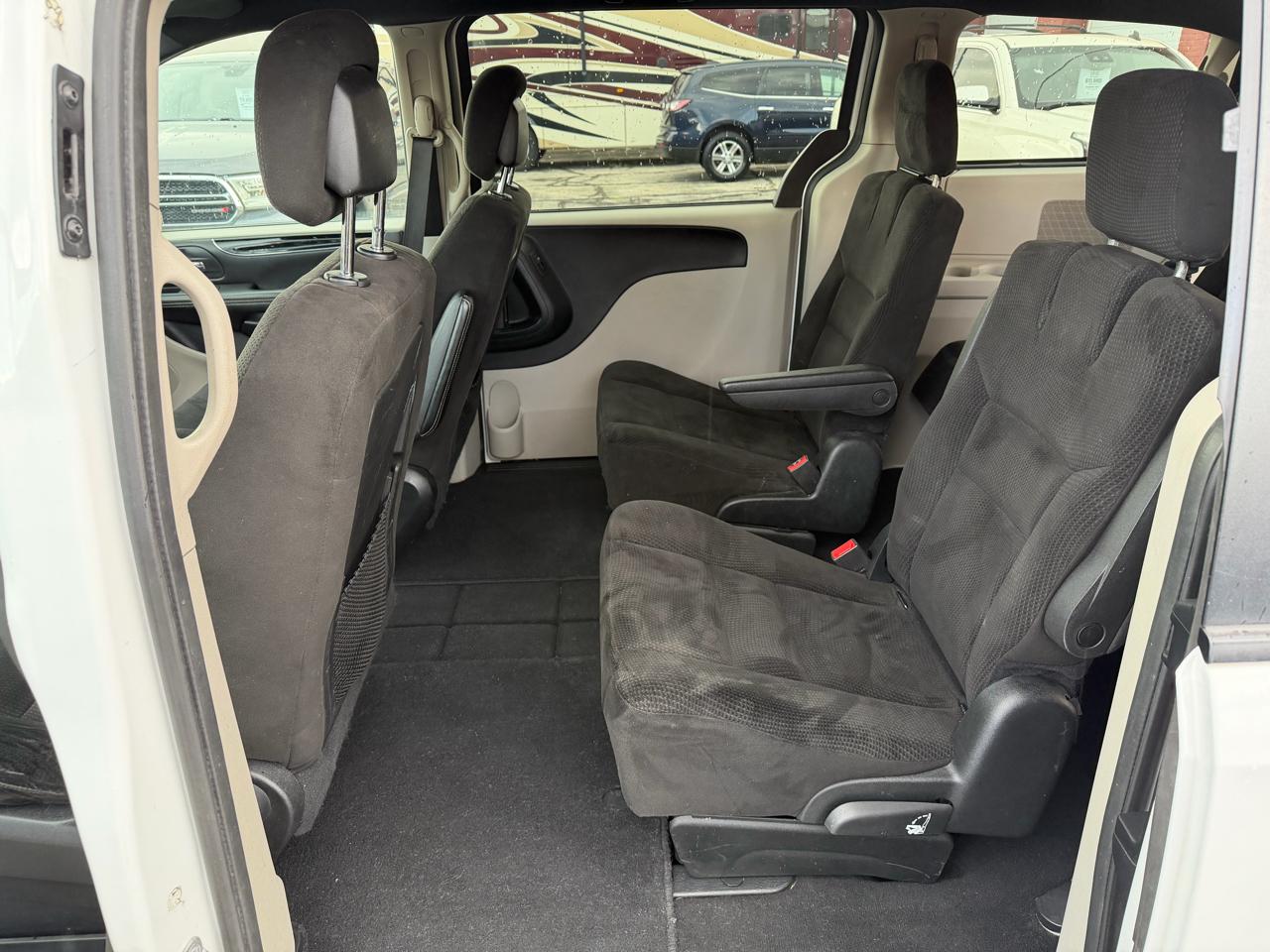 Dodge Grand Caravan SE 2017
