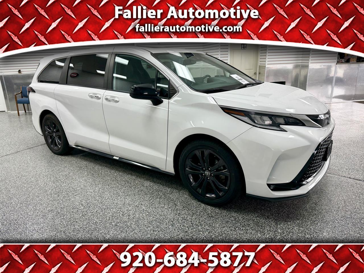 2023 Toyota Sienna XSE 7-Passenger