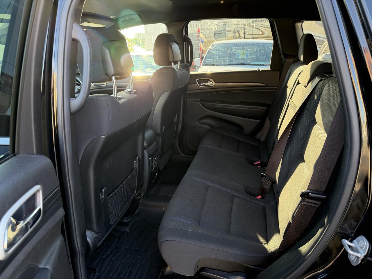 Jeep Grand Cherokee Laredo 4WD 2020