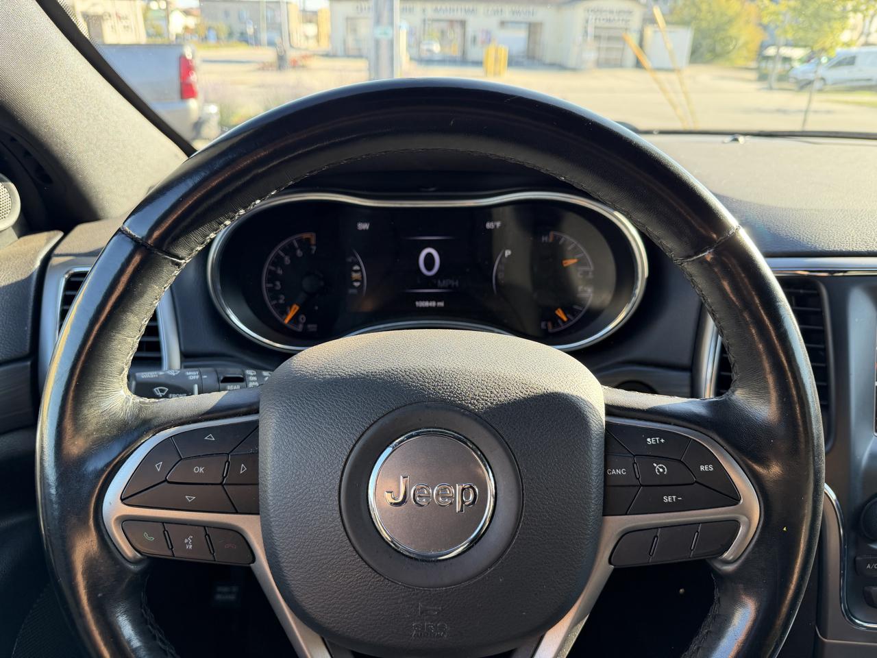 Jeep Grand Cherokee Laredo 4WD 2020