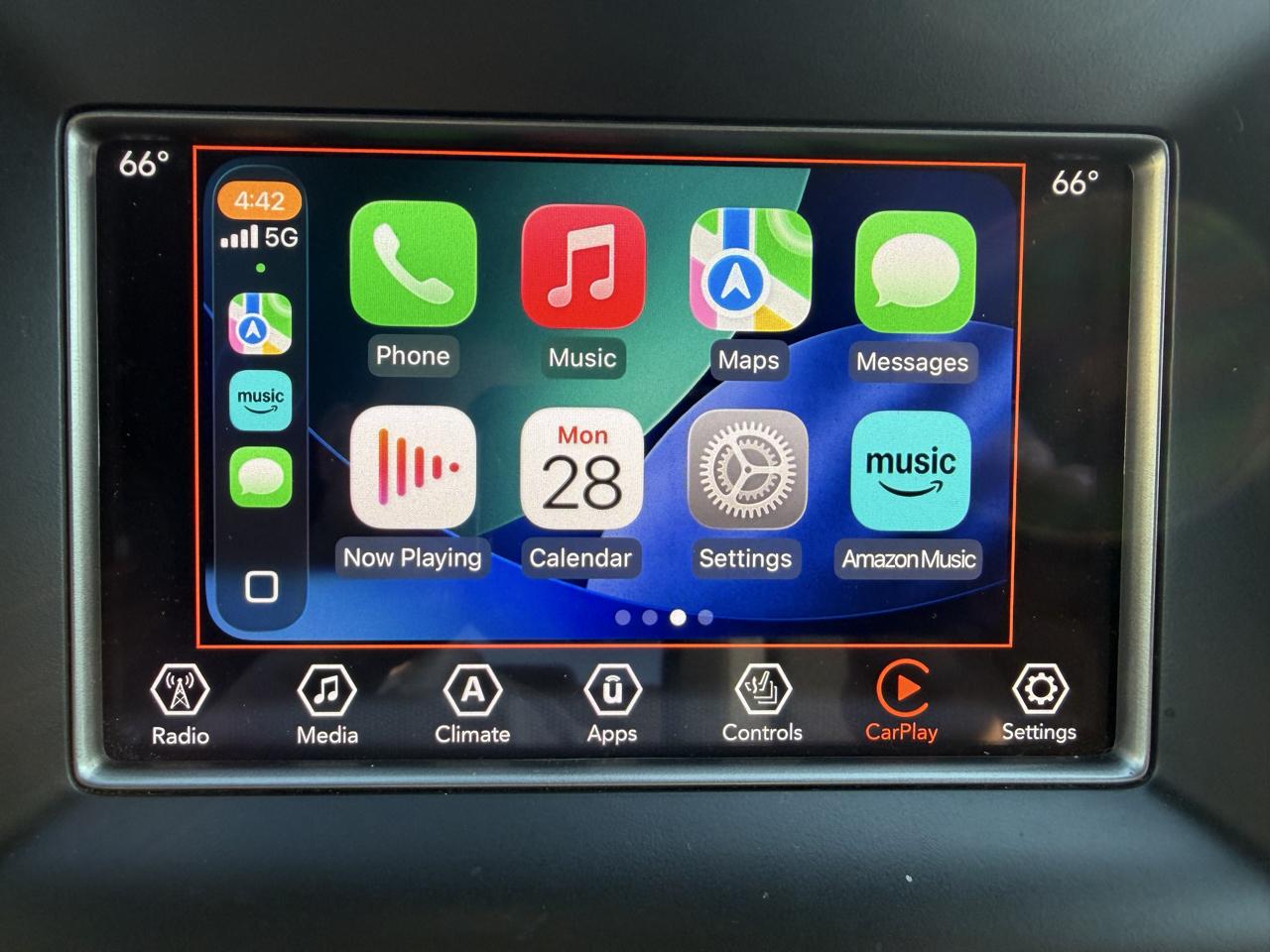 Jeep Grand Cherokee Laredo 4WD 2020