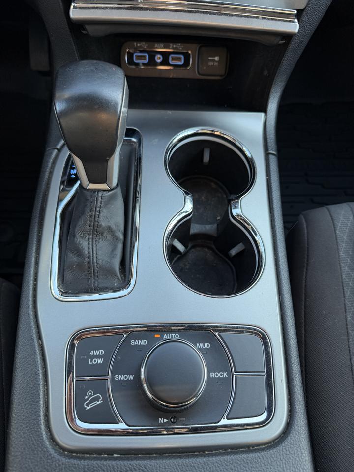 Jeep Grand Cherokee Laredo 4WD 2020