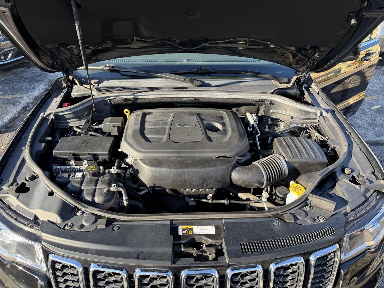 Jeep Grand Cherokee Laredo 4WD 2020