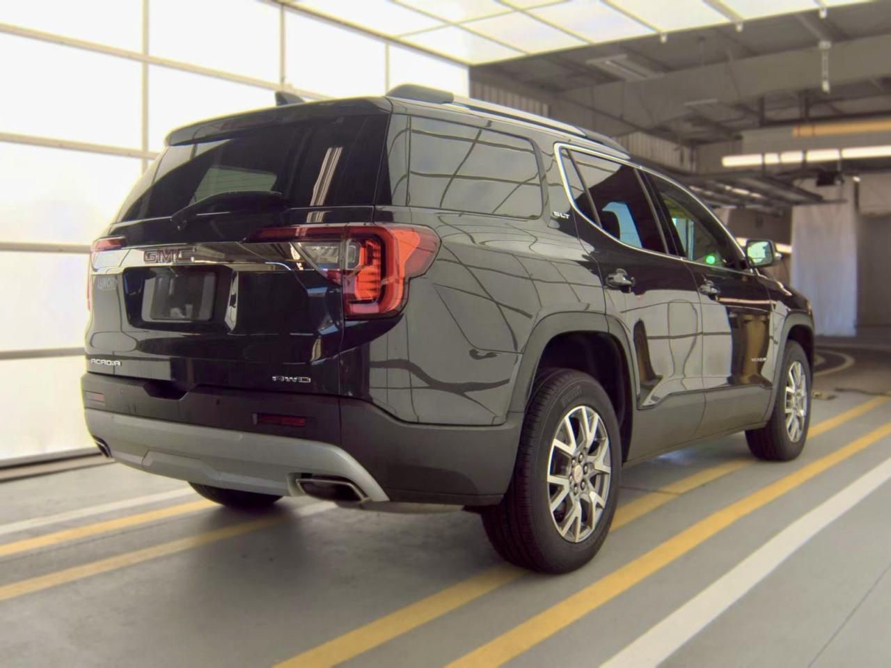 GMC Acadia SLT-1 AWD 2020