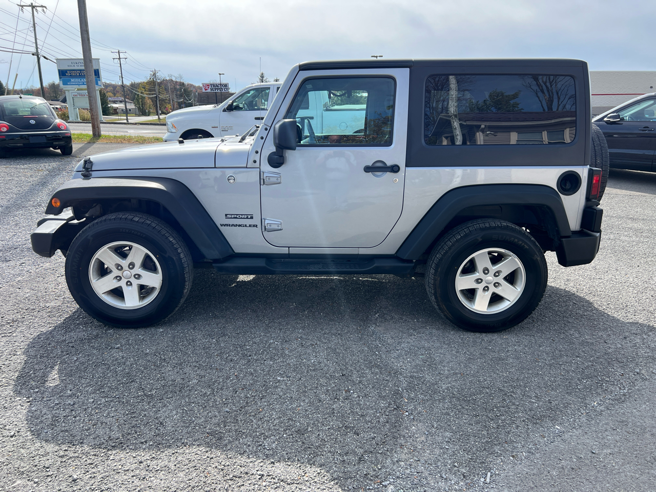 Jeep Wrangler 4WD 2dr Sport 2016 Jeep Wrangler 4WD 2dr Sport 2016