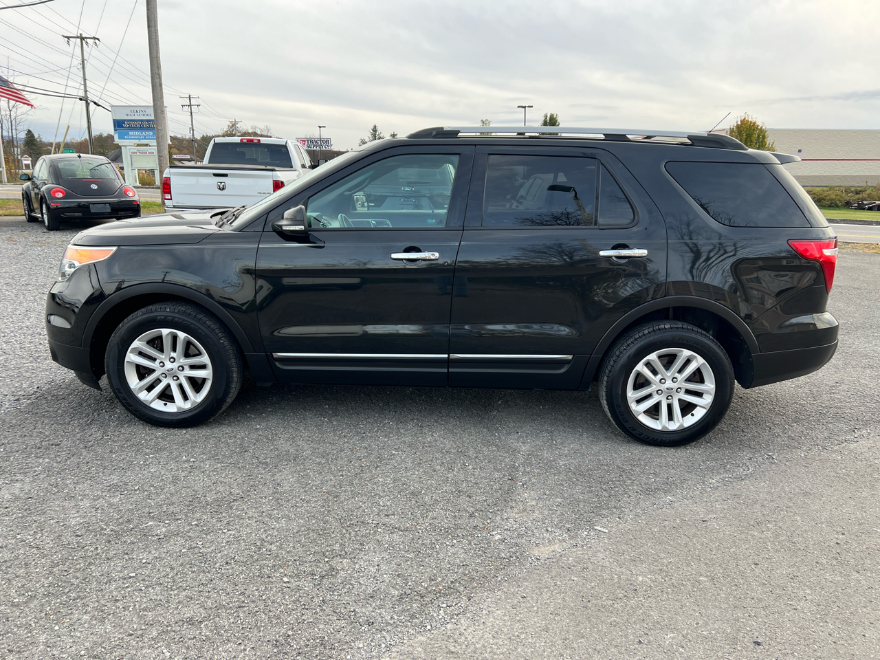 Ford Explorer 4WD 4dr XLT 2015 Ford Explorer 4WD 4dr XLT 2015