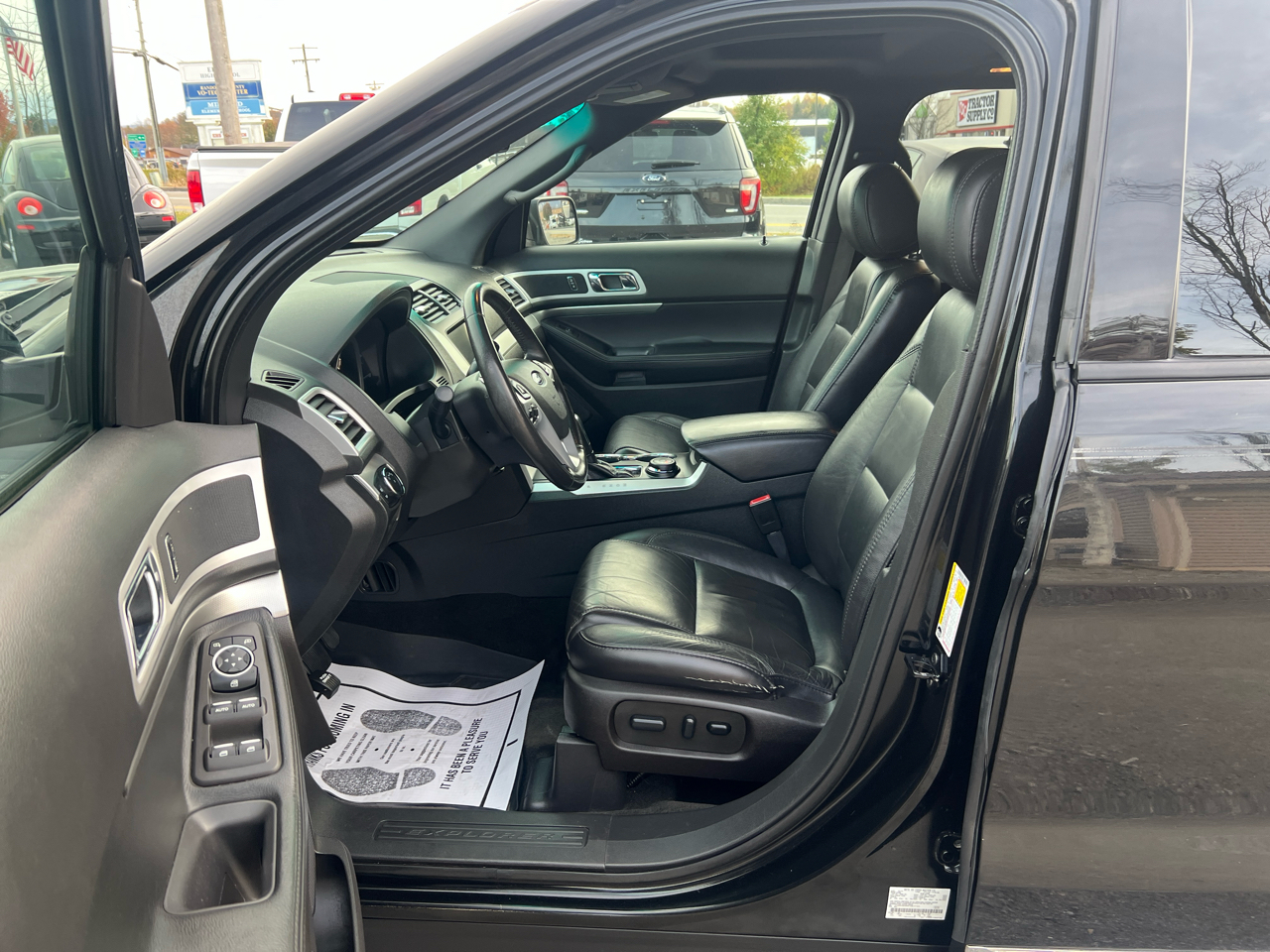 Ford Explorer 4WD 4dr XLT 2015 Ford Explorer 4WD 4dr XLT 2015